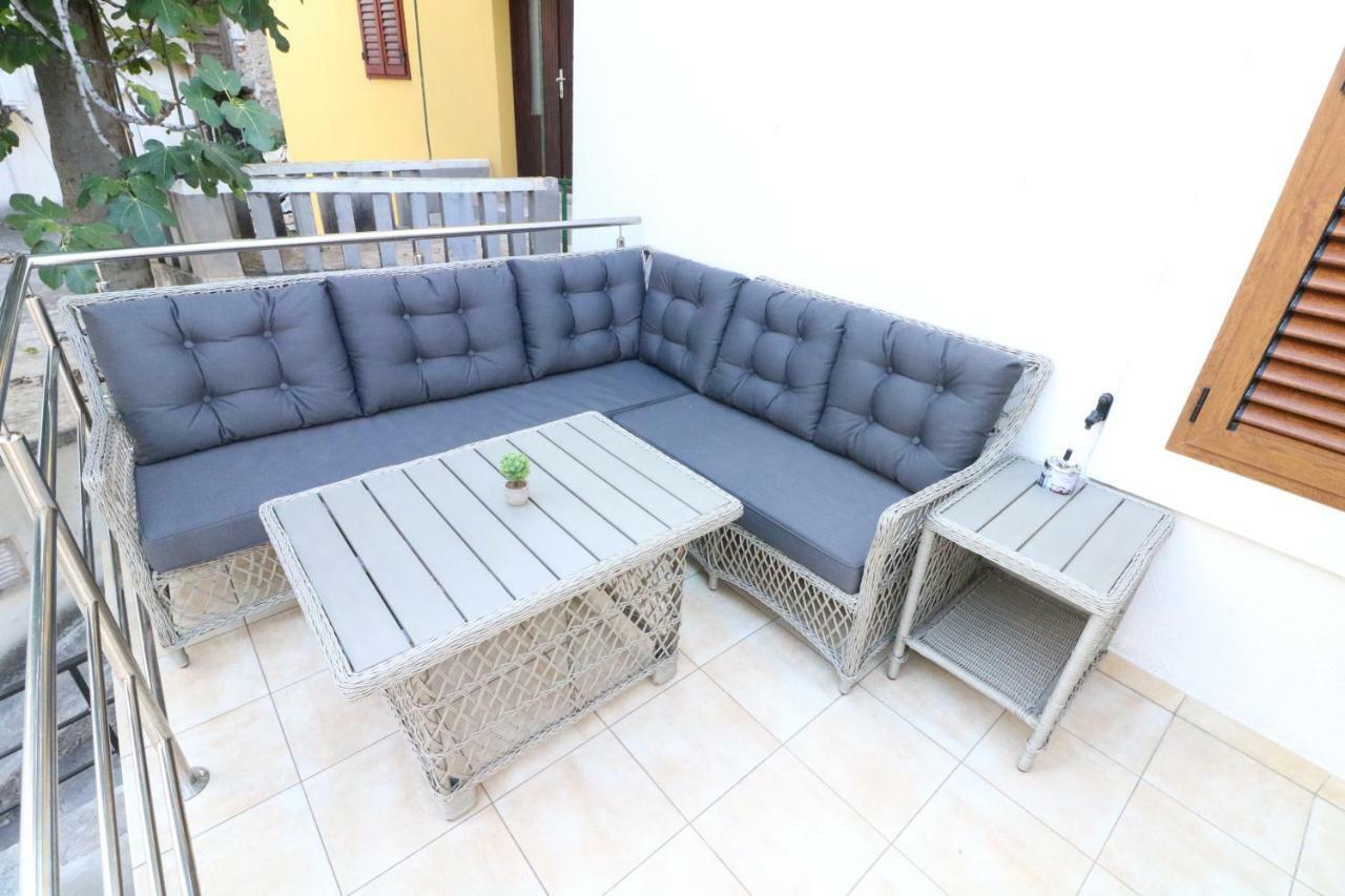 Apartment Porto With Terrace Baška Eksteriør bilde