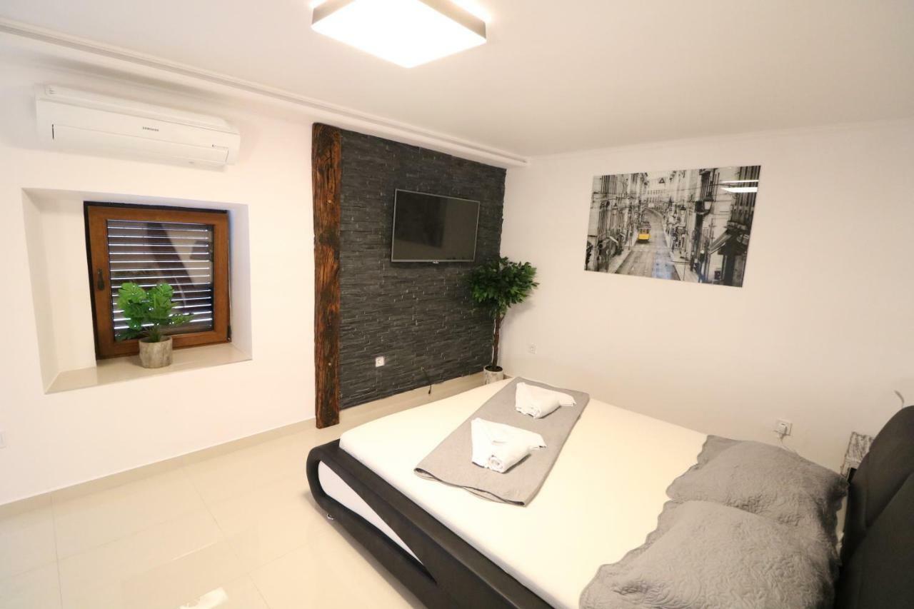 Apartment Porto With Terrace Baška Eksteriør bilde